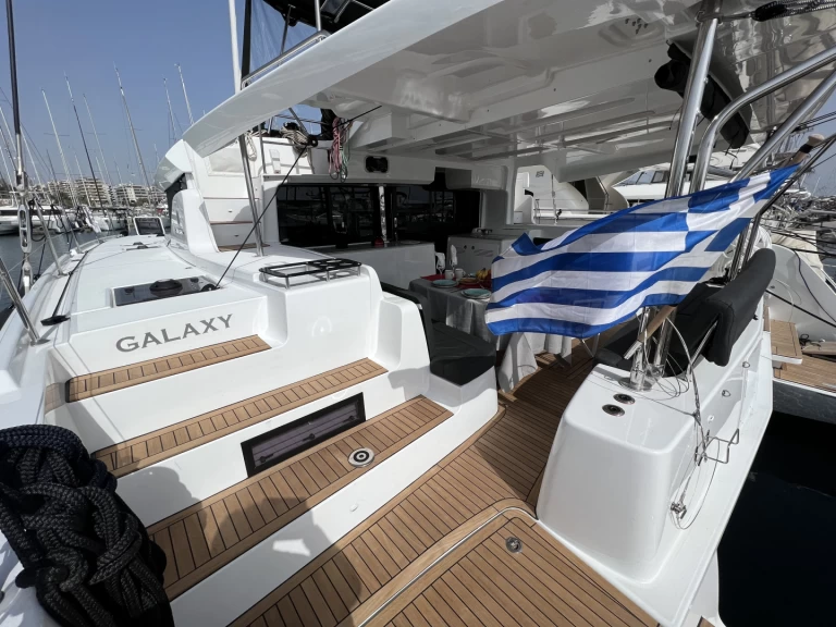 Huur Catamaran met of zonder schipper Lagoon in Álimos