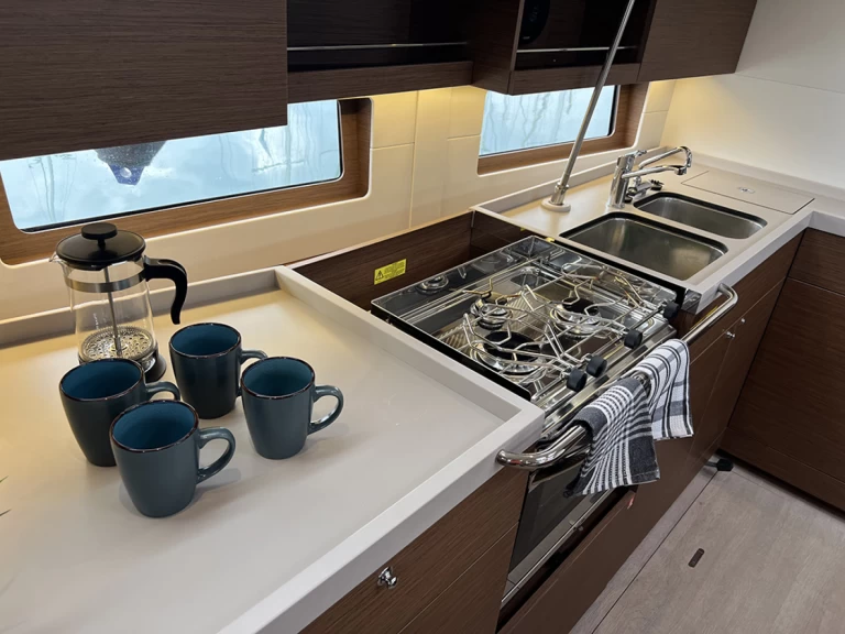 Verhuur Zeilboot Bénéteau met vaarbewijs