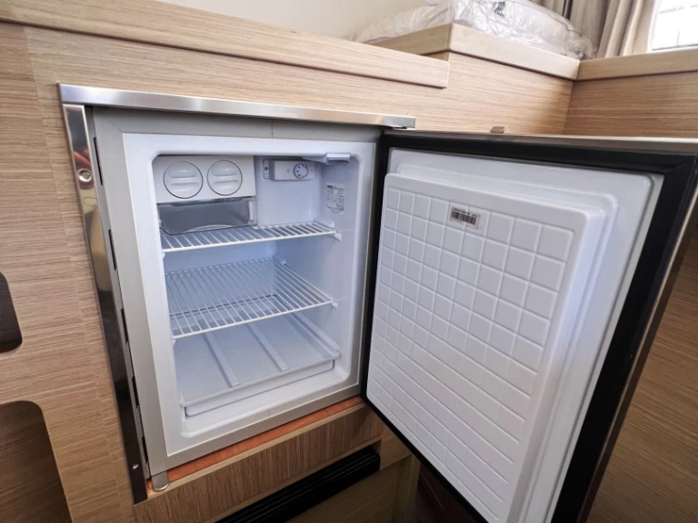 Bootverhuur Lagoon Lagoon 42 in Álimos via SamBoat