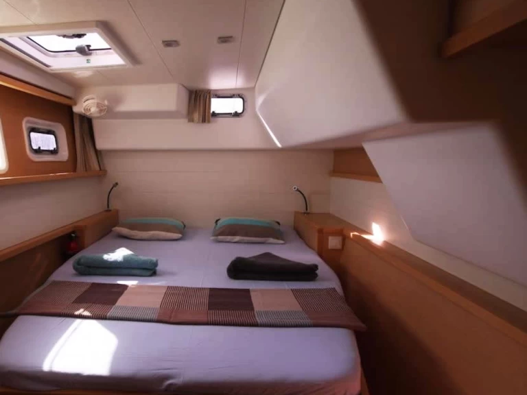 Bootverhuur Álimos goedkoop Lagoon 450 F