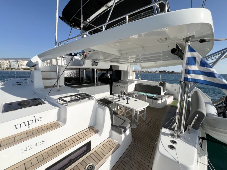Huur Catamaran met of zonder schipper Lagoon in Álimos