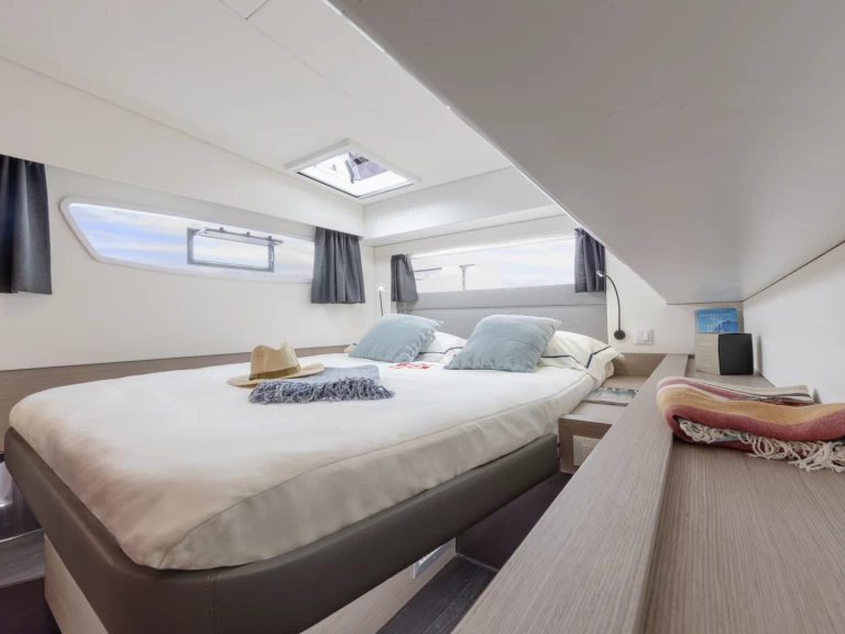 Bootverhuur Cogolin goedkoop Elba 45 S