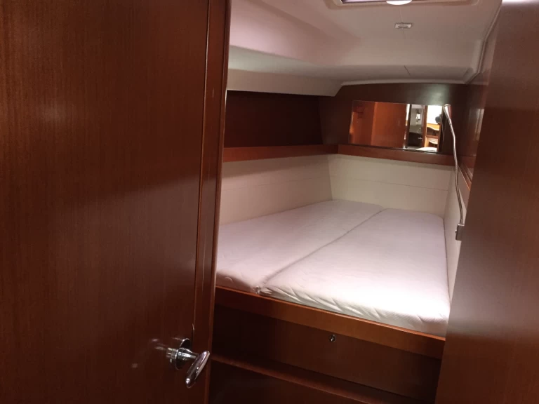 Huur Zeilboot met of zonder schipper Bénéteau in Cugnana Verde