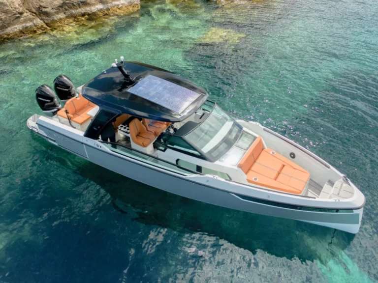 Huur een Saxdor Saxdor 320 GTO in Cannes