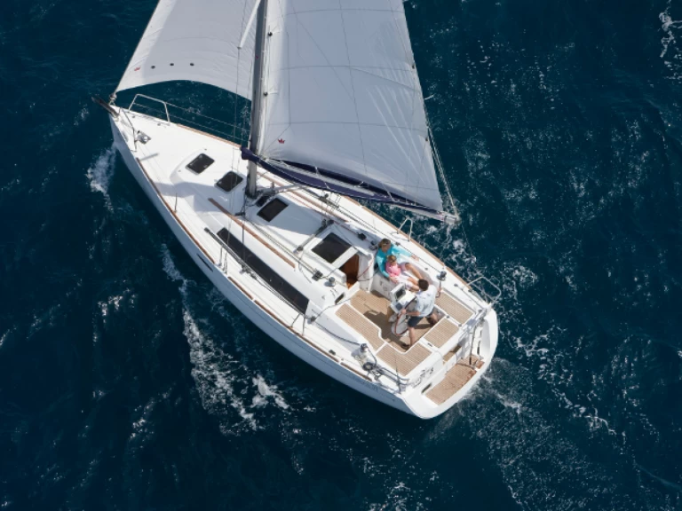 Bénéteau Oceanis 31 te huur van particulier of professional in Procida