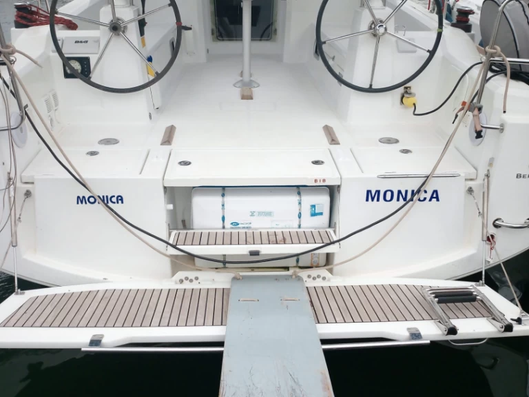 Zeilboot te huur in Cannigione voor de beste prijs