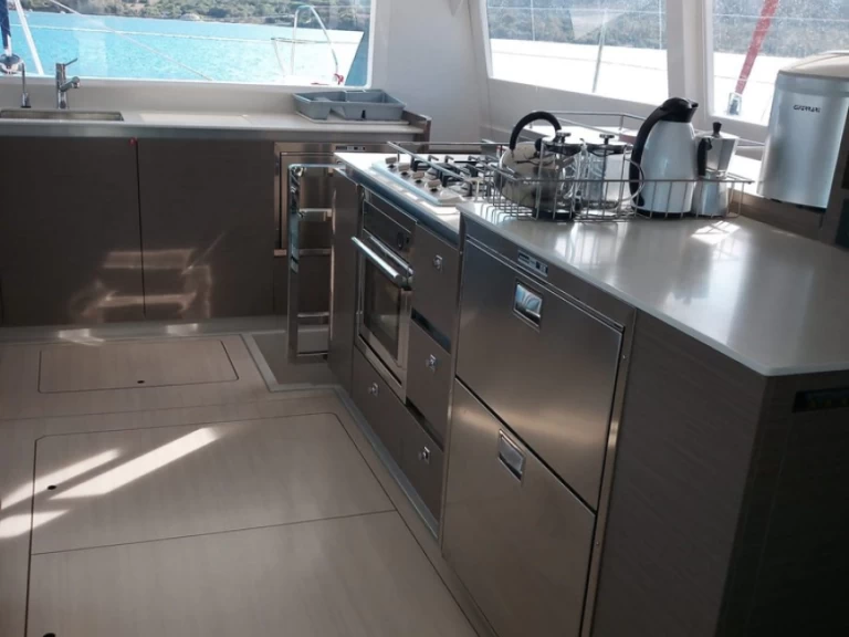 Verhuur Catamaran in Cannigione - Leopard Catamarans / Robertson & Caine Leopard 50 - 5 + 1 cab