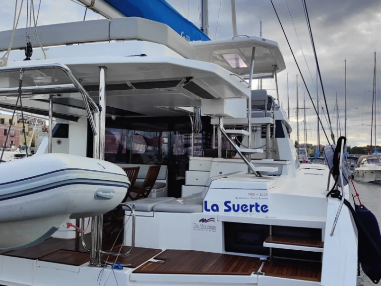 Verhuur Catamaran in Procida - Leopard Catamarans / Robertson & Caine Leopard 50 - 5 + 1 cab