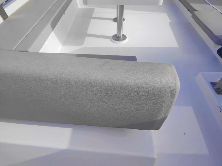 Leopard Catamarans / Robertson & Caine Leopard 50 - 5 + 1 cab te huur van particulier of professional in Procida