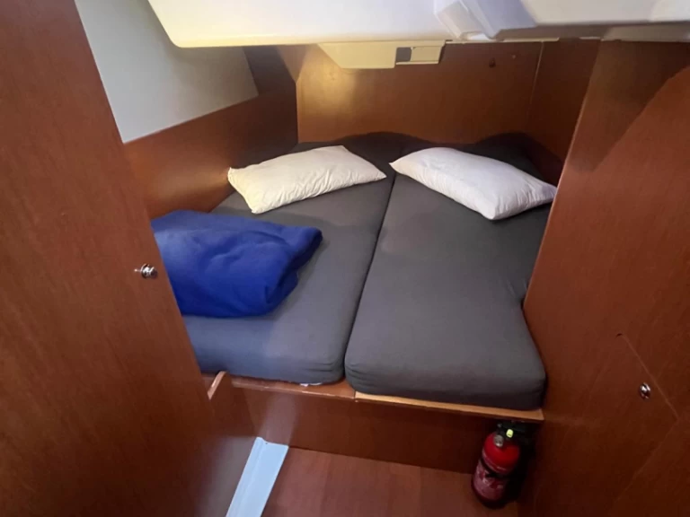 Verhuur Zeilboot in Cannigione - Bénéteau Oceanis 38.1