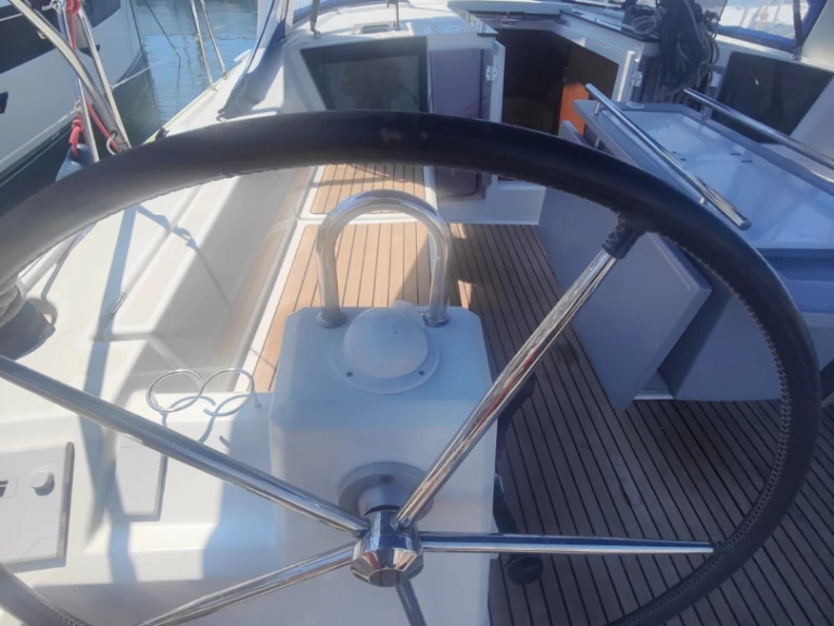 Zeilboot te huur in Procida voor de beste prijs