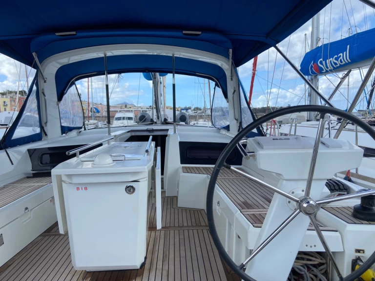 Bootverhuur Bénéteau Oceanis 46.1 in Procida via SamBoat