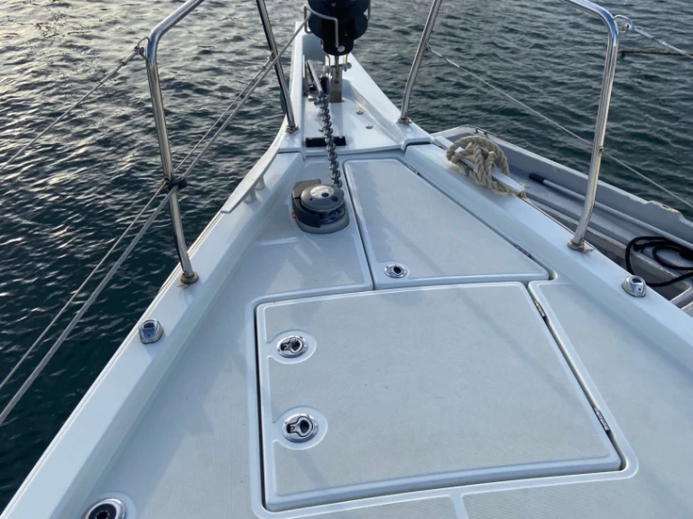 Huur een Bénéteau Oceanis 46.1 in Procida