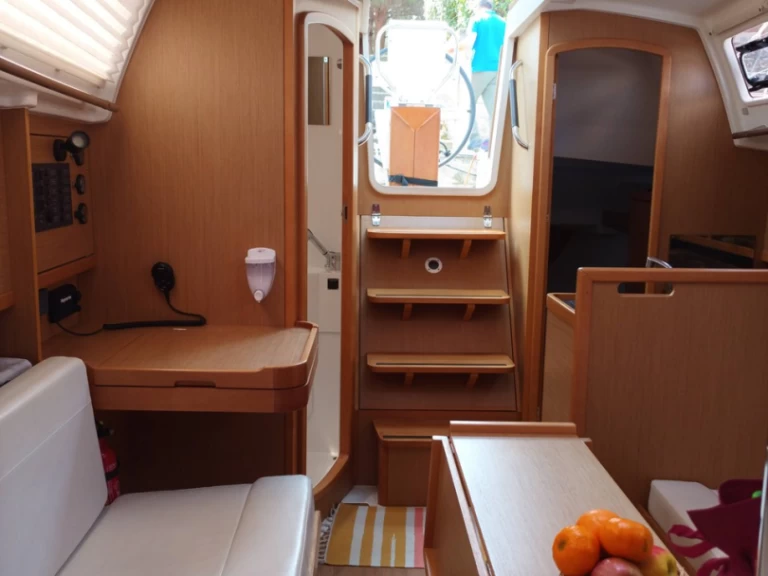 Huur Zeilboot met of zonder schipper Jeanneau in Furnari