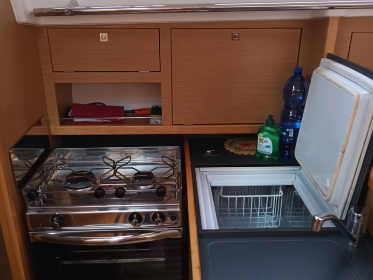 Verhuur Zeilboot Jeanneau met vaarbewijs