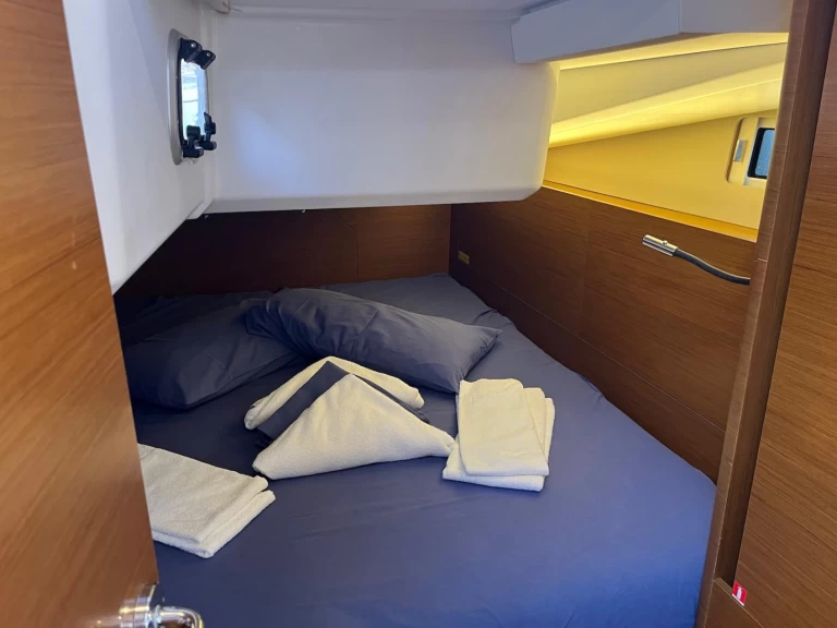 Verhuur Zeilboot in Cannigione - Jeanneau Sun Odyssey 440