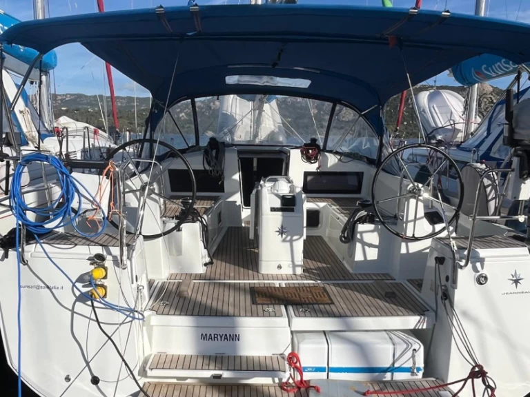 Verhuur Zeilboot Jeanneau met vaarbewijs