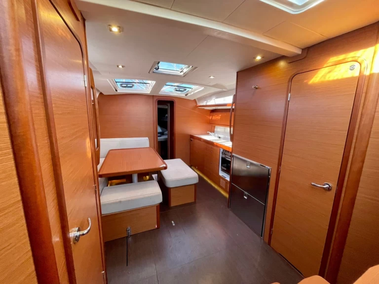 Huur Zeilboot met of zonder schipper Dufour in Alicante