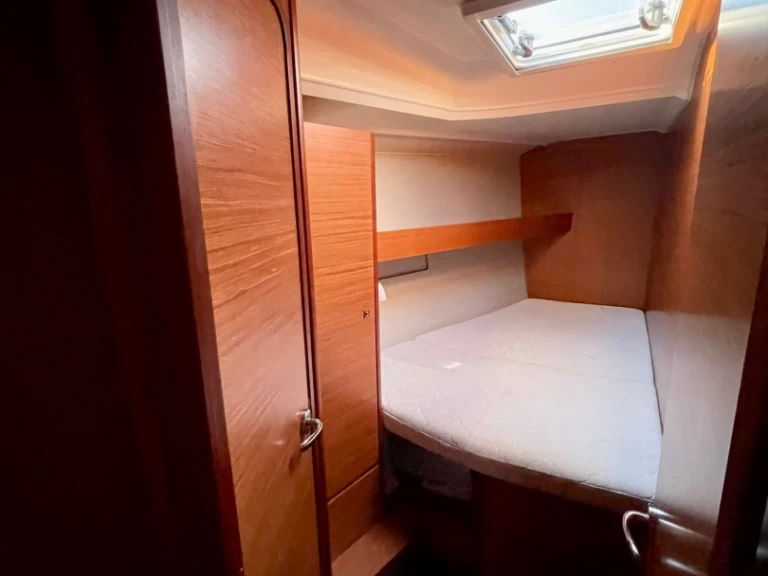 Zeilboot te huur in Alicante voor de beste prijs