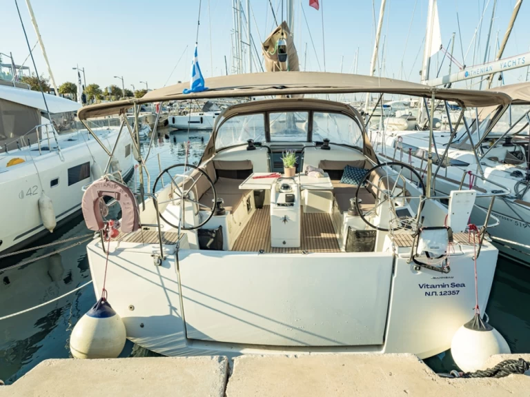 Verhuur Zeilboot in Rhodes (City) - Jeanneau Sun Odyssey 490