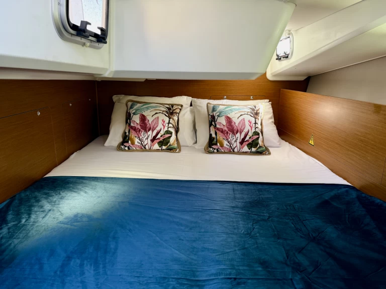 Jeanneau Sun Odyssey 490 te huur van particulier of professional in Piso Livadi