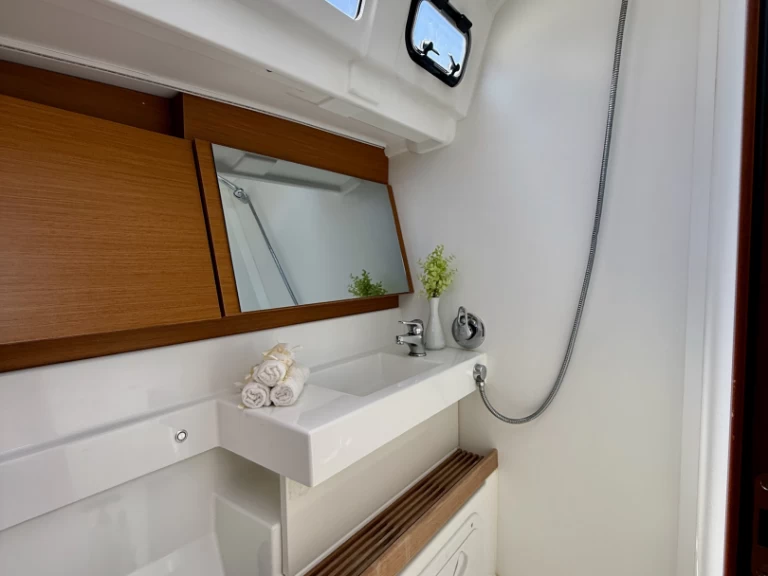 Jachthuur in Piso Livadi - Jeanneau Sun Odyssey 490 via SamBoat