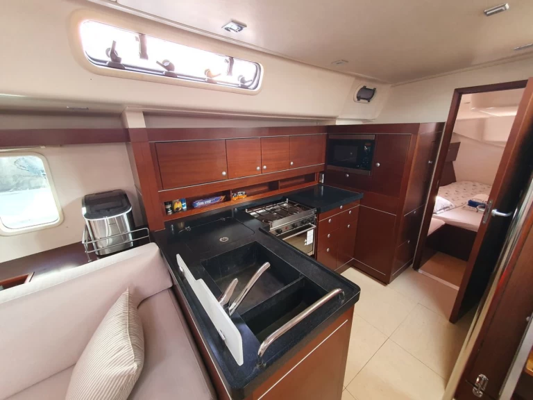 Bootverhuur Hanse Hanse 545 in Split via SamBoat