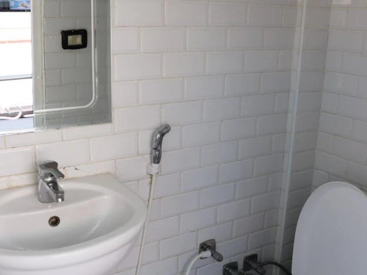 Custom Made King te huur van particulier of professional in Hurghada