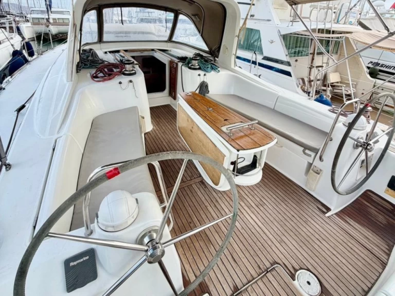 Verhuur Zeilboot Bénéteau met vaarbewijs