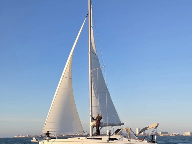 Zeilboot te huur in Les Sables-d'Olonne voor de beste prijs