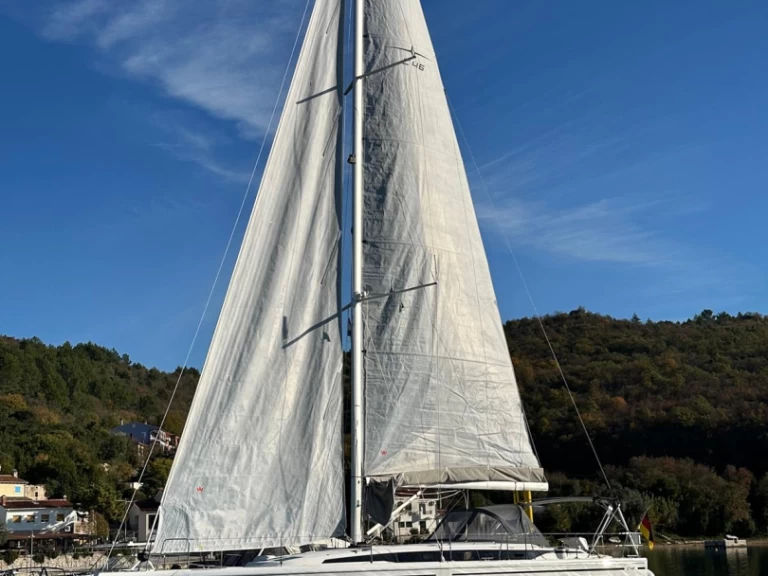 Bootverhuur Bavaria Bavaria C46 in Trget via SamBoat