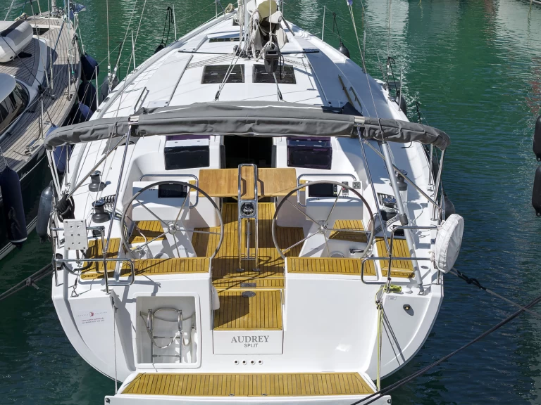 Bootverhuur Hanse Hanse 455 in Komolac via SamBoat