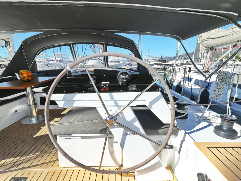 Verhuur Zeilboot Hanse met vaarbewijs