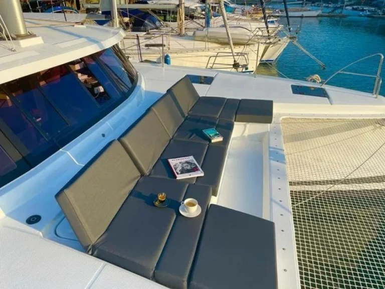 Fountaine Pajot Astrea 42 te huur van particulier of professional in Punat