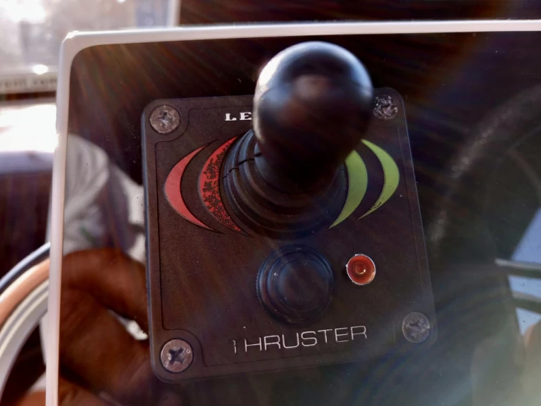 Huur een Atlantic ATLANTIC 750 SUN CRUISER in Tribunj