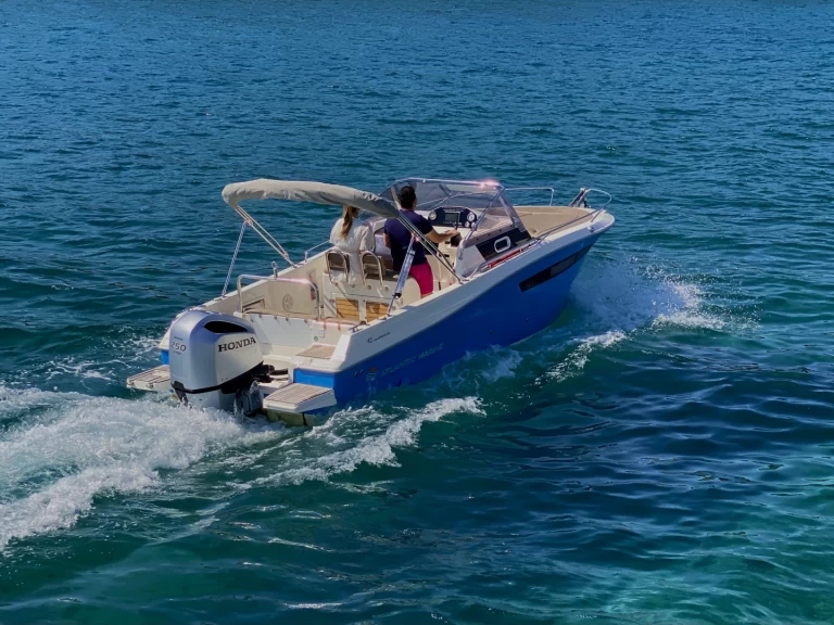 Motorboot te huur in Tribunj voor de beste prijs