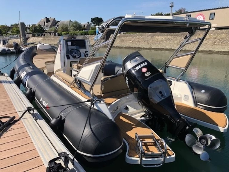 Bootverhuur La Trinité-sur-Mer goedkoop SPORT 28 GTO