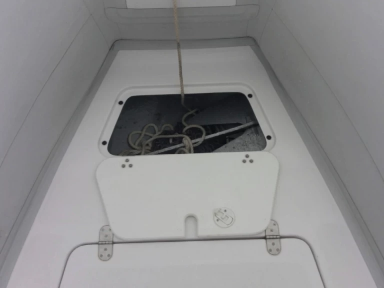 Bootverhuur La Trinité-sur-Mer goedkoop Tempest 625 Easy