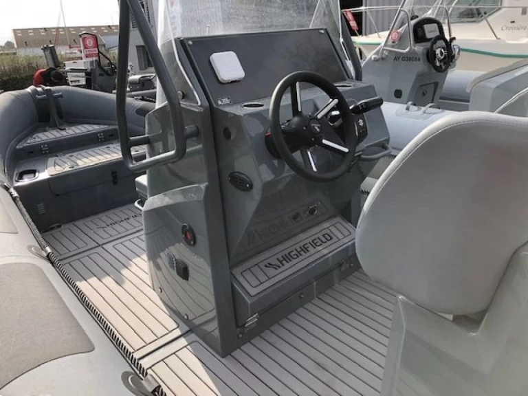 Huur een Highfield Patrol 660 in Port-Haliguen