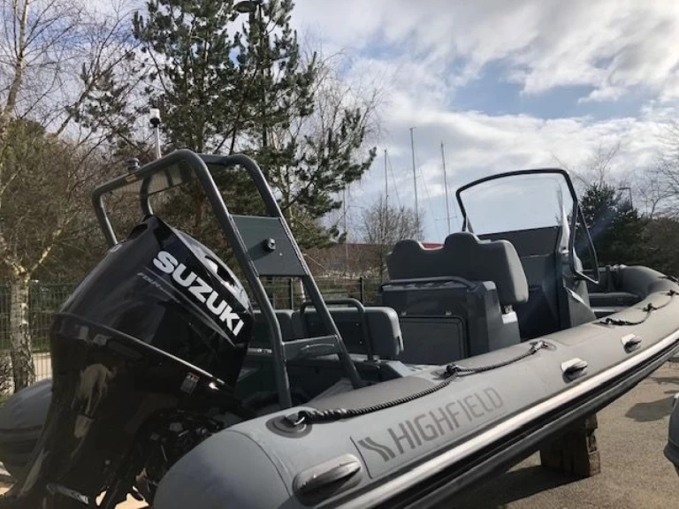 Huur RIB met of zonder schipper Highfield in Port-Haliguen