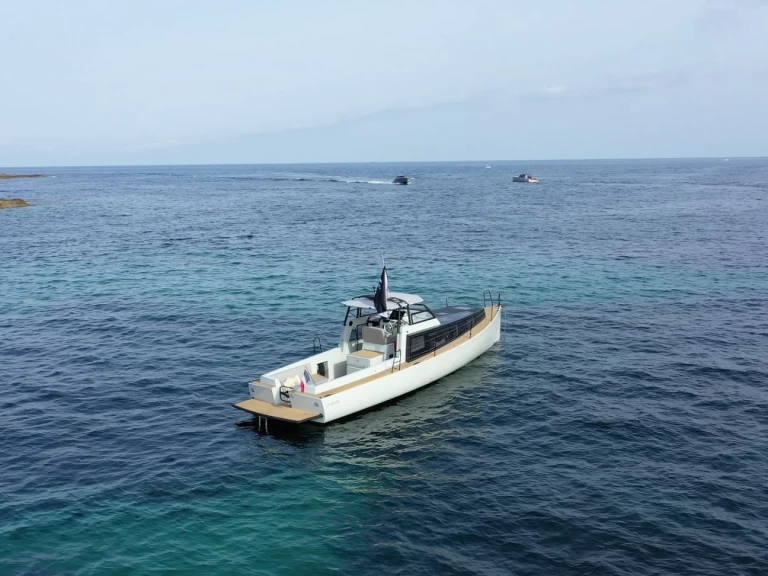 Verhuur Motorboot in La Trinité-sur-Mer - BUEHLER TURBOCRAFT Silverfine