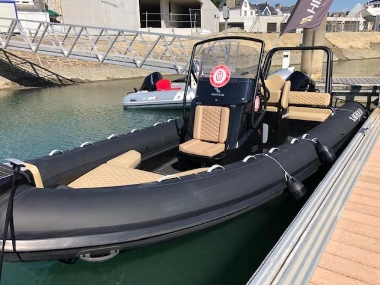 Bootverhuur La Trinité-sur-Mer goedkoop HIGHFIELD 700