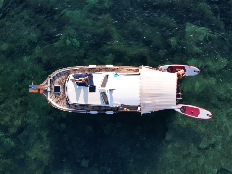 Bootverhuur Mahón goedkoop llaut menorquin