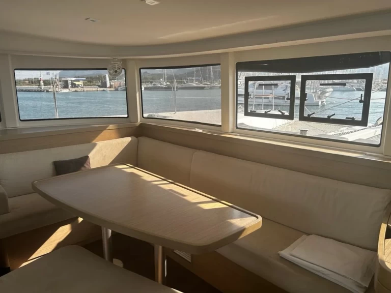 Verhuur Catamaran in Lefkáda - Lagoon Lagoon 42