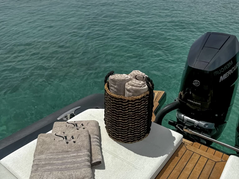 Bootverhuur Athene goedkoop Shadow 40