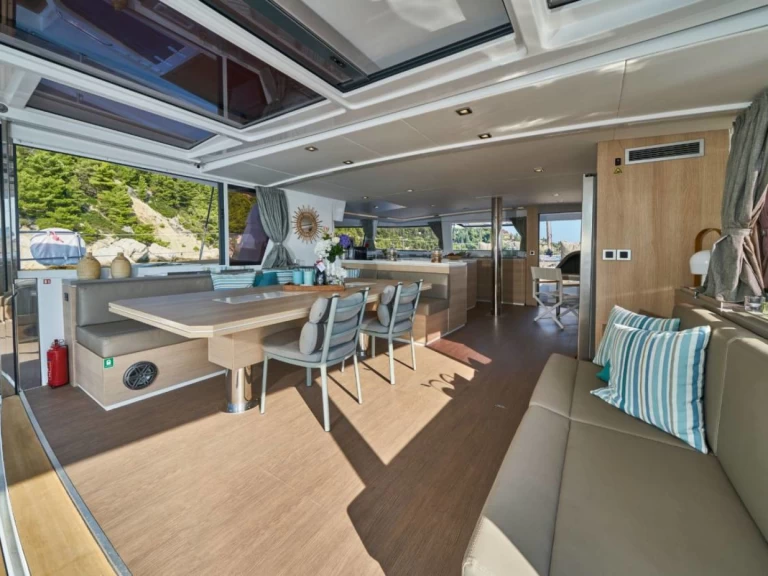 Catamaran te huur in Golfo Aranci voor de beste prijs