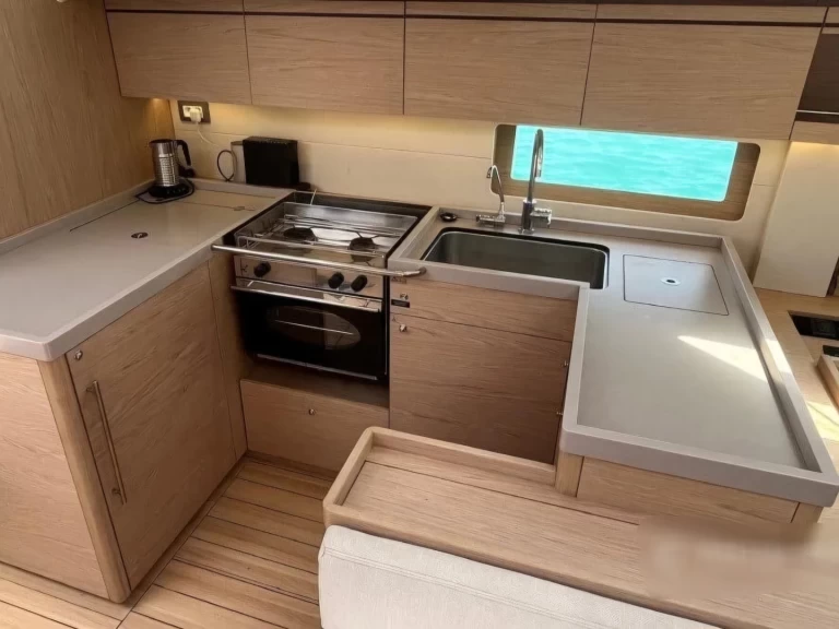 Huur Zeilboot met of zonder schipper Bénéteau in Vlycho