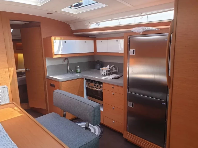 Verhuur Zeilboot Dufour met vaarbewijs