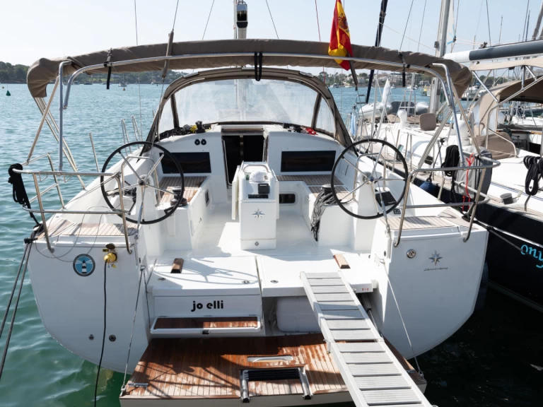 Bootverhuur Palma de Mallorca goedkoop Sun Odyssey 440
