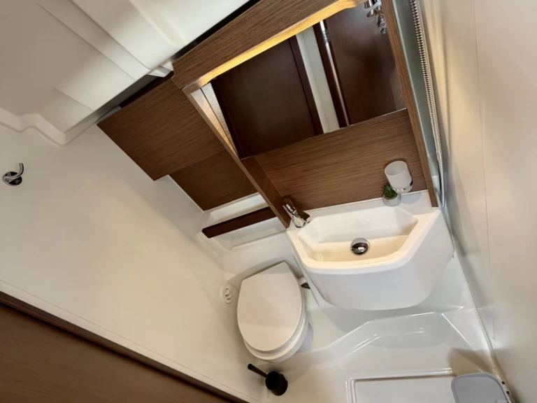 Bootverhuur Bénéteau Oceanis 51.1 in Primošten via SamBoat